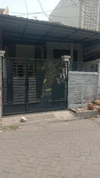 Dijual rumah siap huni pisces ploso Surabaya 