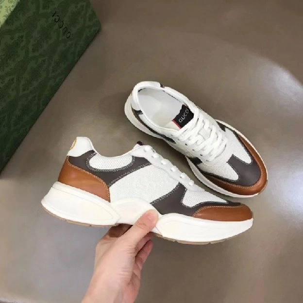 sepatu sneakers pria gucci