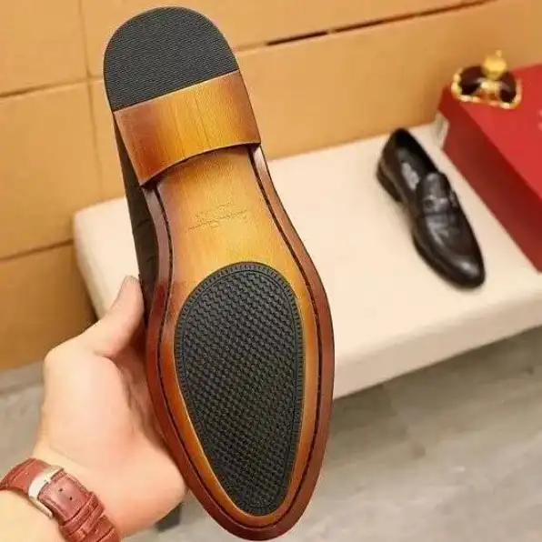 Sepatu pantofel formal pria salvatore ferragamo