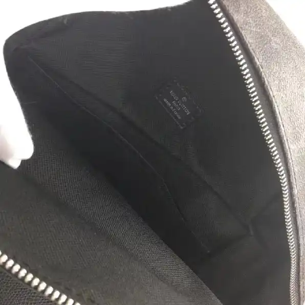 Tas ransel backpack lv louis vuitton