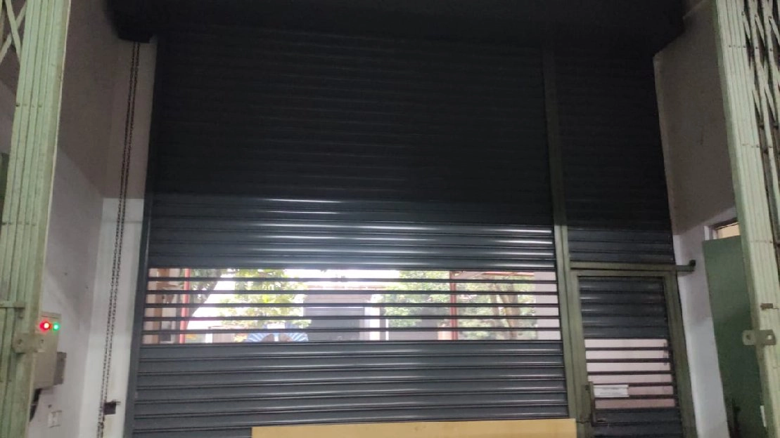 081310150492 pasang baru folding door panggilan Kalimalang Pekayon harapan indah Bintara pondok ungu