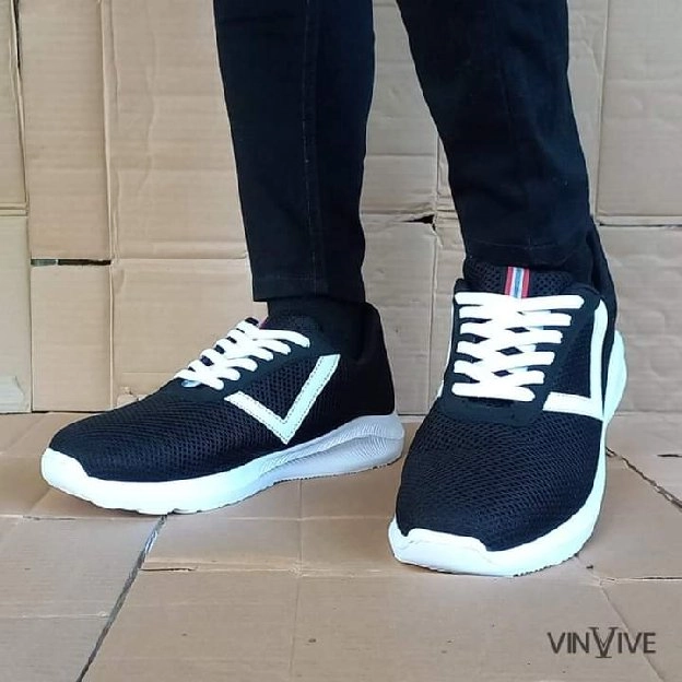 Sneakers Hitam Pria Murah VT-001 Sepatu Sport Motif Anyaman awet dan tahan lama