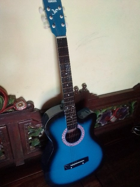 gitar akustik Yamaha plus epek spul jek adaptor