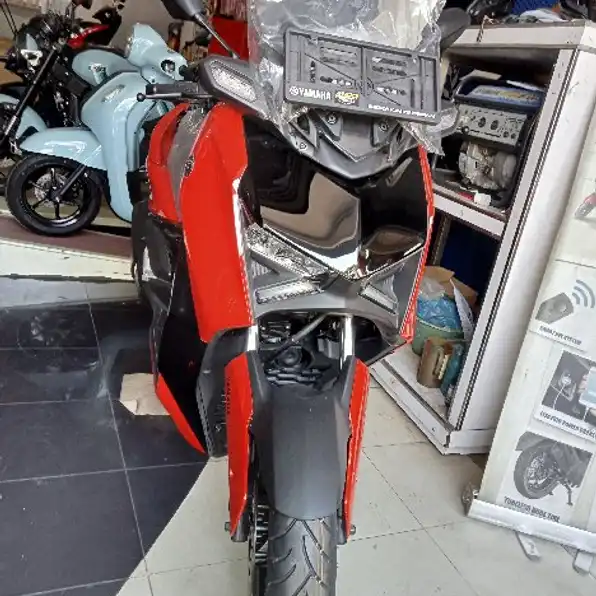 X-Max 250 CC tahun 2023