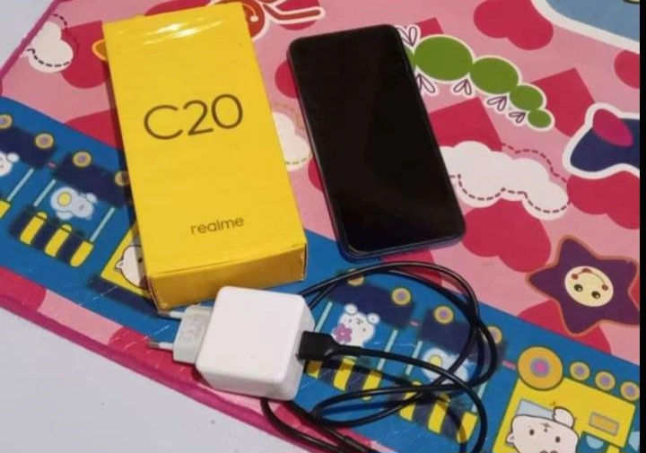 realme c20