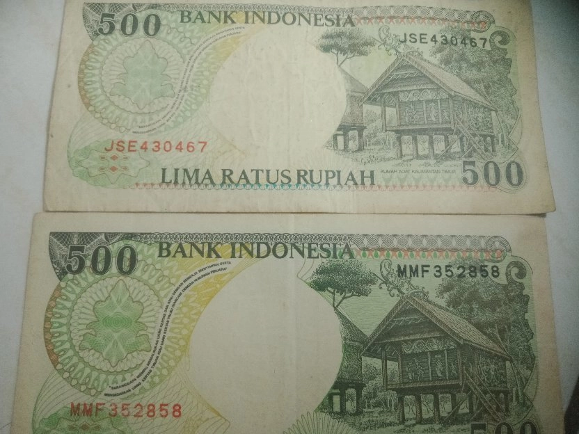 UANG KERTAS 5OO RUPIAH INDONESIA TAHUN 1992.