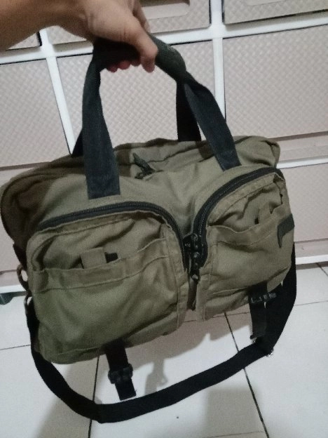 Tas selempang pierre cardin (second) 