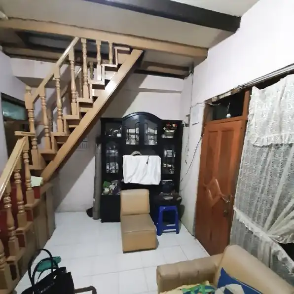 Rumah 3 lantai di kawasan Dago Bandung