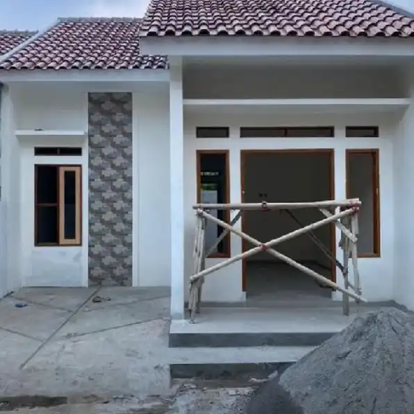 Rumah murah dekat stasiun depok