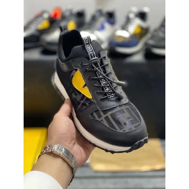 sepatu sneakers pria fendi