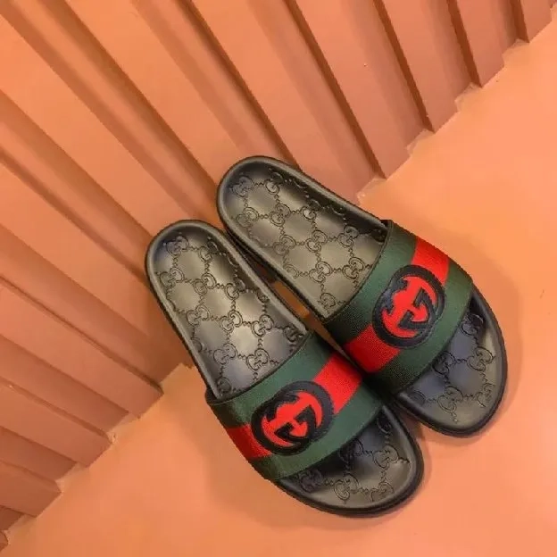 Sandal selop slide slippers pria gucci