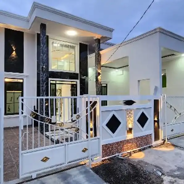 Rumah Mewah Di Boulevard Dalam Cluster Perumahan Citraindah