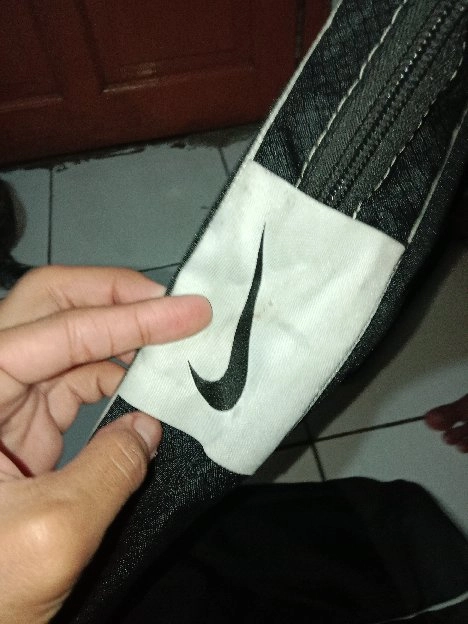 Tas gitar nike origina (langka) 