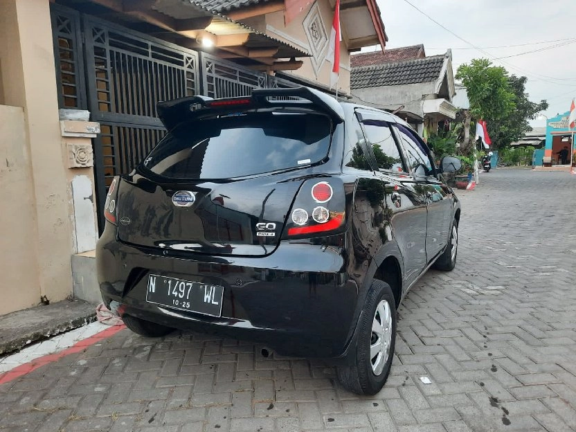 Jual cepat datsun go panca 2 baris 2015....  Super istimewa mobilnya tinggal pkai body ori total lua