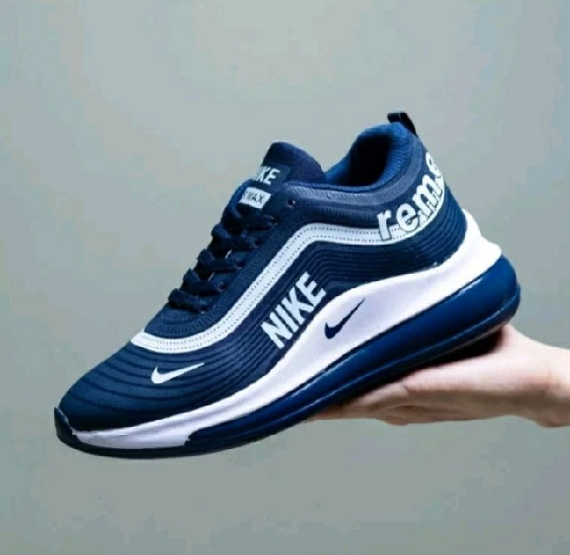 Sepatu Nike Air Max Supreme