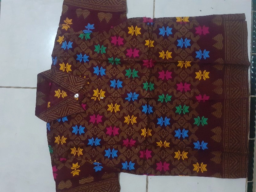 atasan batik anak