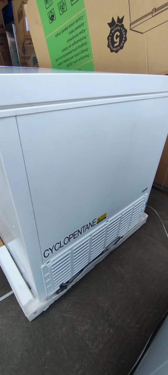 Cuci gudang unit New RSA Chest Freezer CF750H