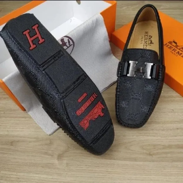 Sepatu loafers pria hermes