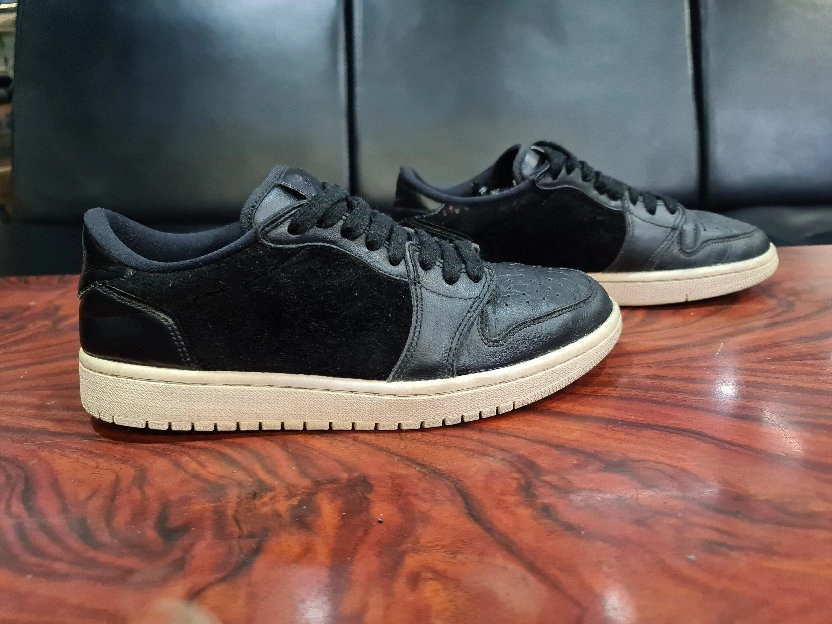 Air Jordan 1 Low  No Swoosh Black white Original Size 39