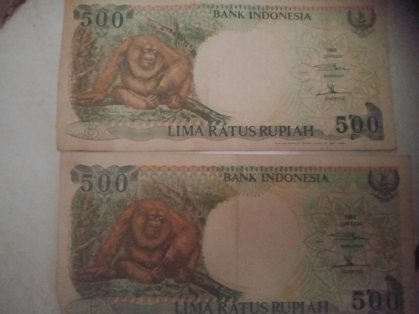 UANG KERTAS 5OO RUPIAH INDONESIA TAHUN 1992.