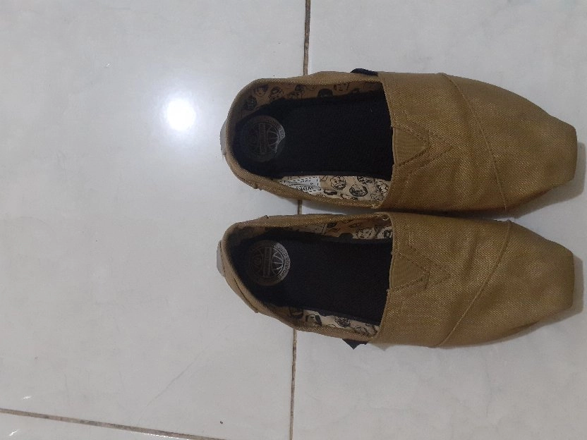 sepatu wakai size 39