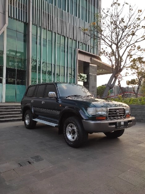 KM240rb!! Toyota LandCruiser VX R Turbo 1997 at TERAWAT ANTIK!!