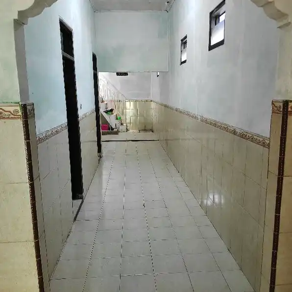 Disewakan/Dikontrakkan Rumah Pinggir Jalan Raya