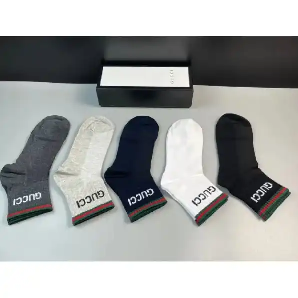 Kaos kaki socks unisex gucci