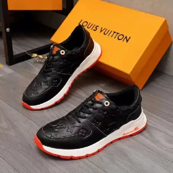 Sepatu sneakers pria louis vuitton lv