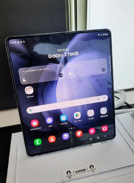 Termurah Se-Indonesia New Samsung Galaxy Z Fold 5 5G 12/1TB Garansi Resmi Sein BNIB No Repack