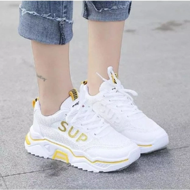 Sepatu sneaker wanita SUP 