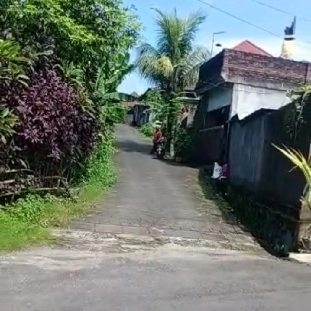 Dijual 1,35 are, Jl. Raya Buduk Br. Bernasi Dalung Mengwi Badung