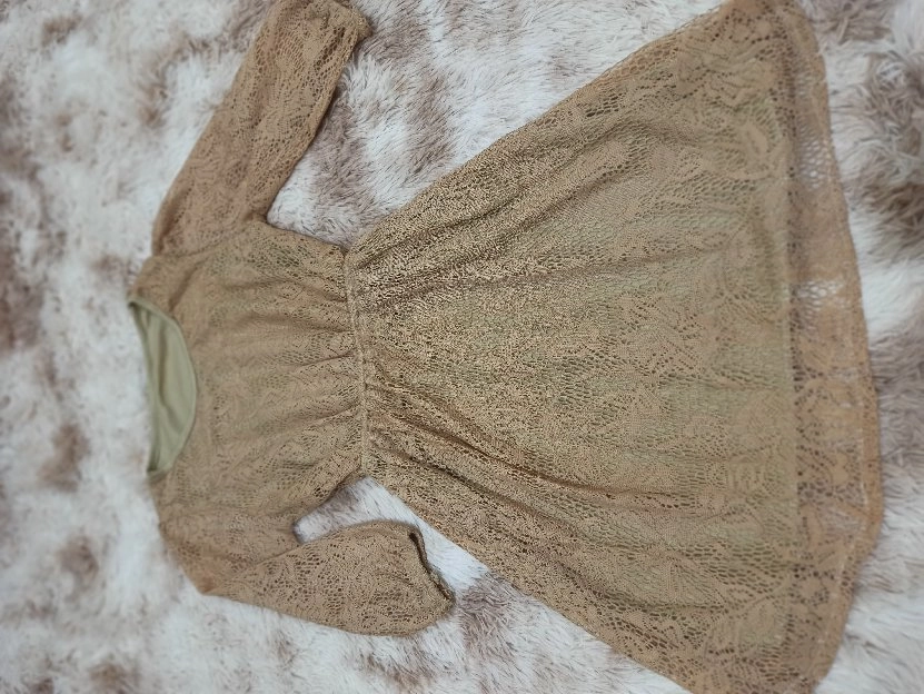 Blouse warna nude