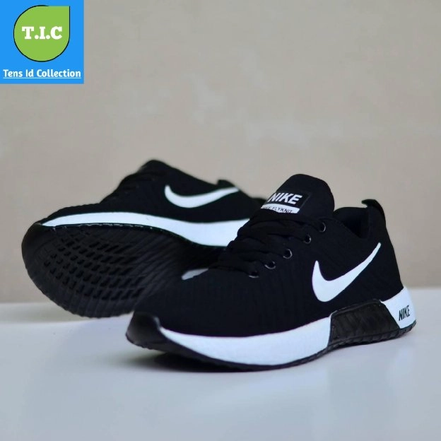 Sepatu Nike