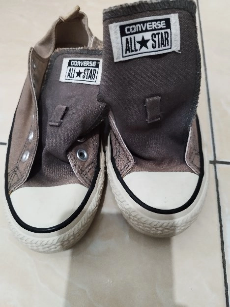 jual sepatu converse lokal