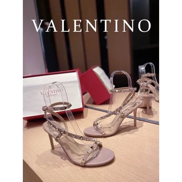 Sepatu sandal valentino new high heels