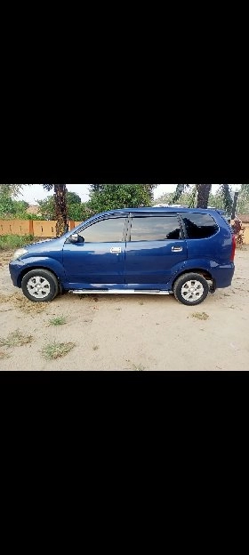 TOYOTA AVANZA 1.3 G MANUAL 2005