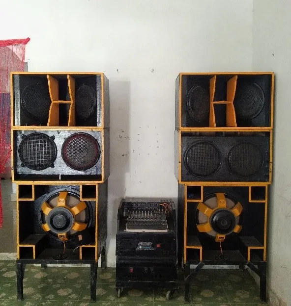 Dijual cepat 1 Set Sound Sistem