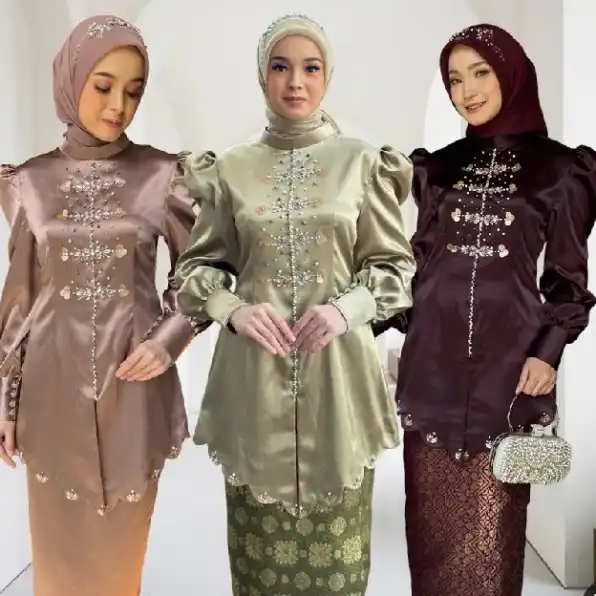 BAJU KURUNG HAYATI