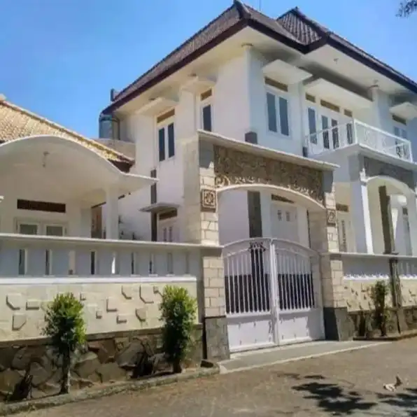 Jual Rumah Dua Lantai di Perum Villa Bukit Mas Kota Batu