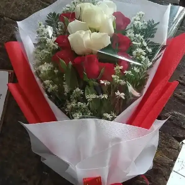 Toko Karangan Bunga Bekasi 0821-1009-2267 Doel Florist