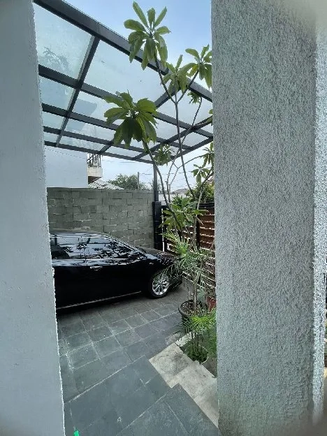 Rumah Second Mewah Kramatjati Jakarta Timur SHM