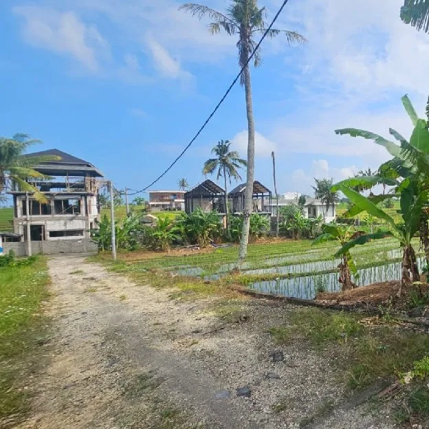 Dijual 10 are, Jl. Galiran Pantai Nyanyi Beraban Kediri Tabanan