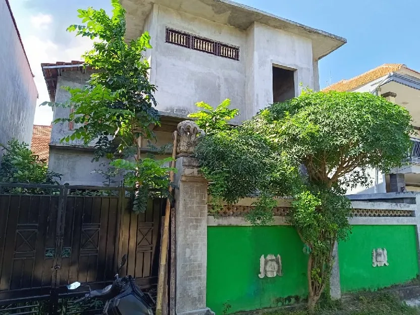 Dijual RUMAH BELUM FINISHING, Jl. Intan LC II TONJA Gatsu Tengah Denpassr