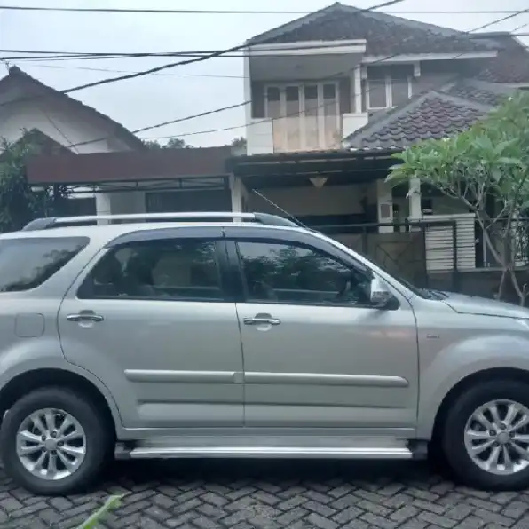 dijual/diewa mobil Terios manual