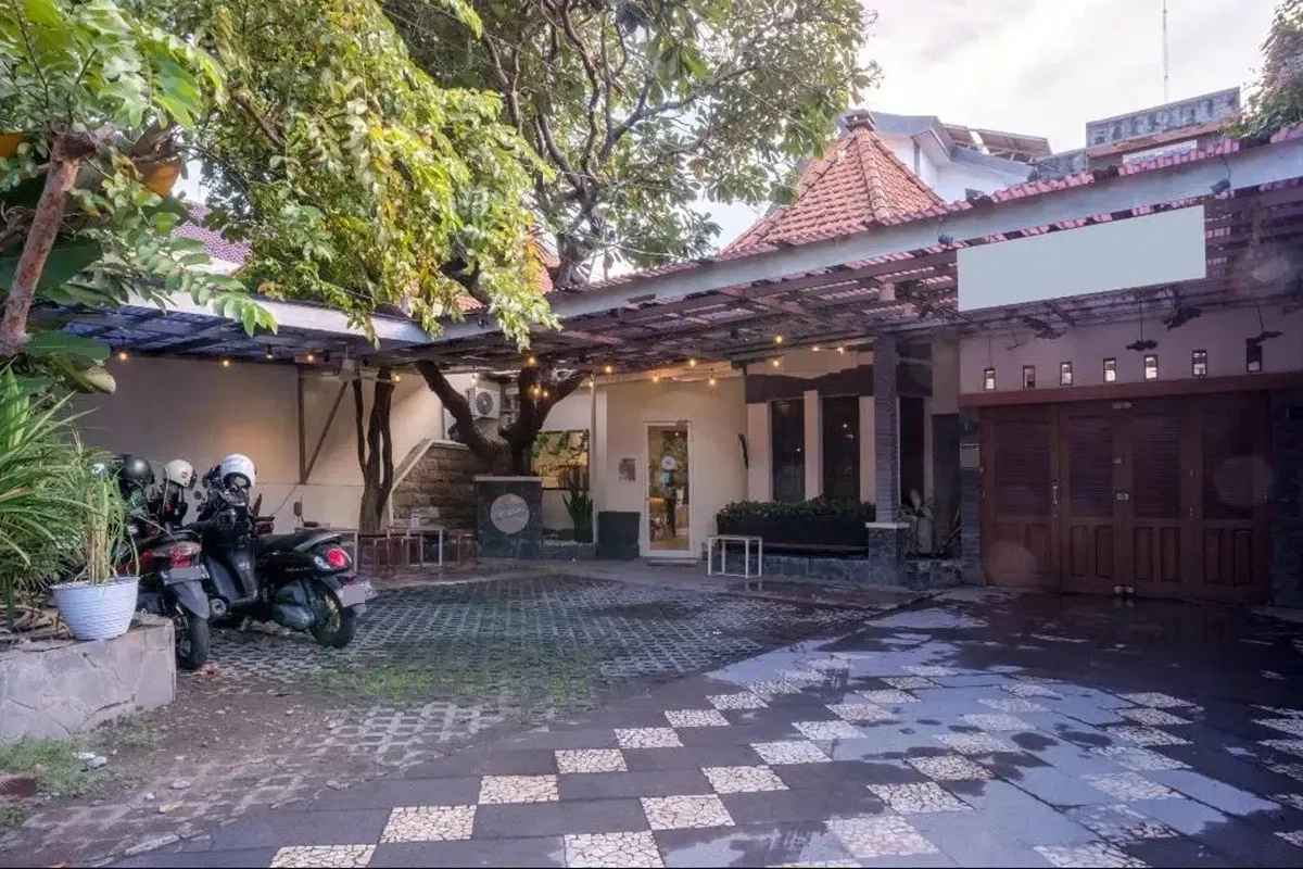 Jual Rumah Cocok Untuk Kost Kawasan Dr Soetomo Surabaya