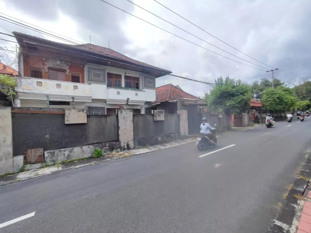 Dijual Rumah Kosong di Area Dangin Puri Kangin Denpasar