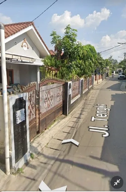 Rumah siaphuni perkampungan 2LT Jl Tangki Cipayung Jaktim LT 289 LB 250m SHM