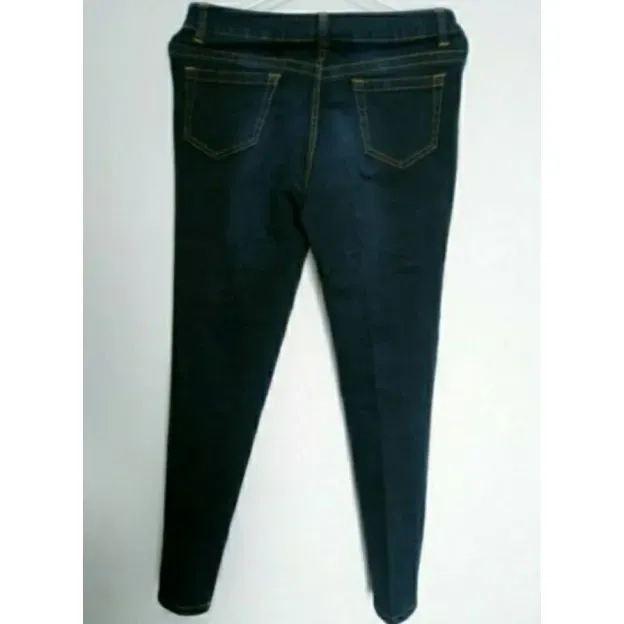 Triset Ladies Original Women Jeans / Jins Wanita