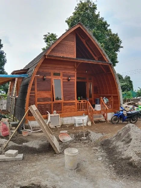 Wahyu Rumah Kayu